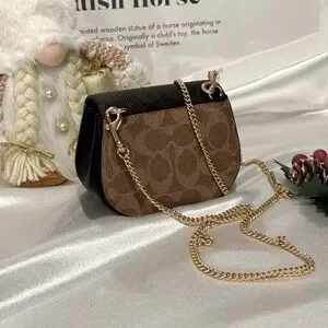 ショルダーバッグ・ポシェット COACH Turnlock Card Case In Blocked Signature Canvas CZ474 NWT Coach Turnlock Card Case In Blocked Signature Canvas